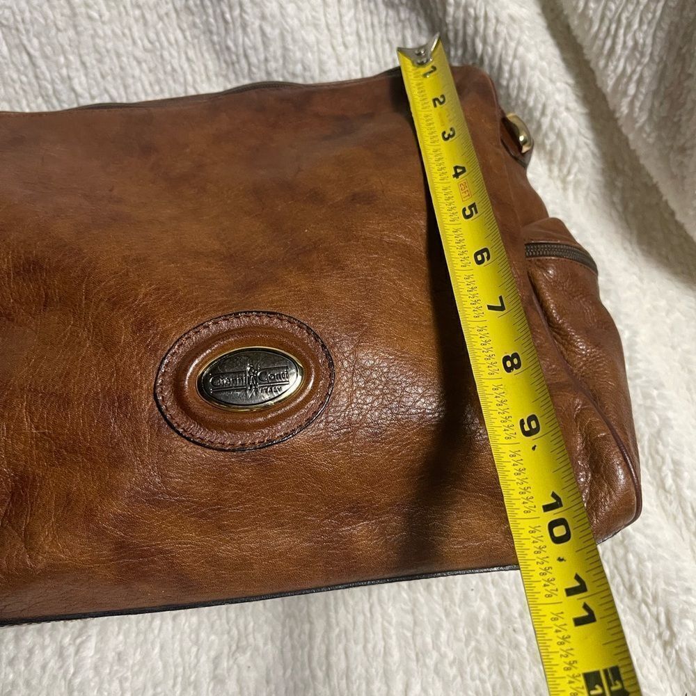Gianni Conti Brown Leather medium Shoulder Bag with gold tone hardwares - Picture 11 of 16